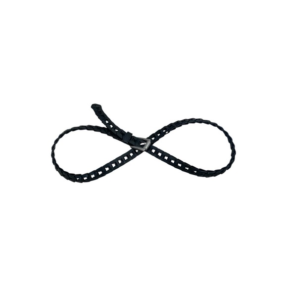 **SOLD** Geometric Faux Leather Belt - Picture 2 of 4